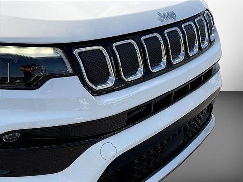 Used 2022 Jeep Compass Limited w/ Elite Group AWD/4WD image 33