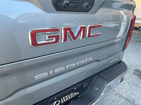 Used 2024 GMC Sierra 1500 SLT image 11