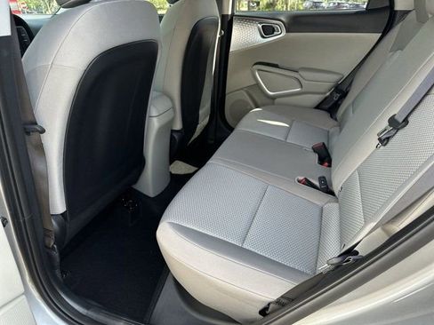 Used 2023 Kia Soul LX FWD image 15