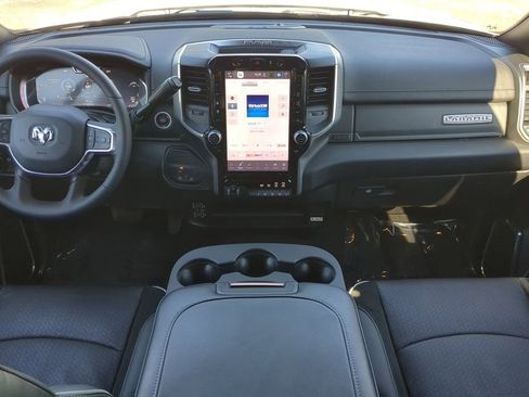 Used 2026 RAM 2500 Laramie AWD/4WD image 15