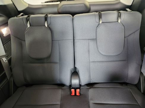 Used 2025 Ford Explorer Active image 14