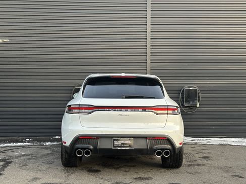 Certified 2025 Porsche Macan AWD/4WD image 7