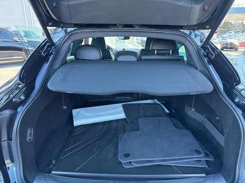 Used 2024 Maserati Levante GT Ultima image 29