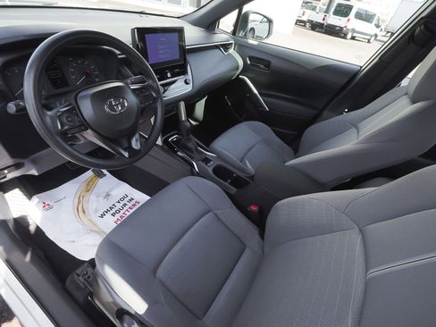 Used 2024 Toyota Corolla Cross AWD Hybrid image 15