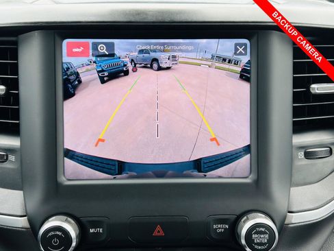 Used 2023 RAM 1500 Big Horn AWD/4WD image 8