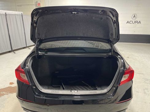 Used 2022 Honda Accord Touring image 19