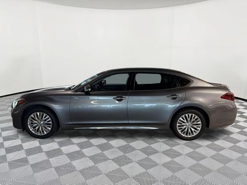 Used 2016 INFINITI Q70 L 3.7 RWD image 2