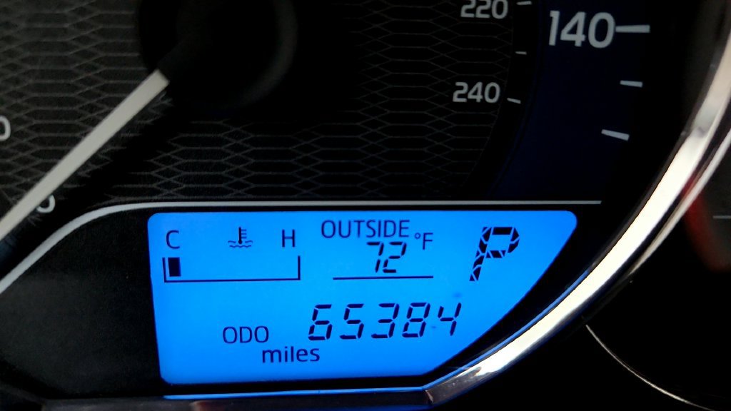Used 2016 Toyota Corolla LE FWD image 26
