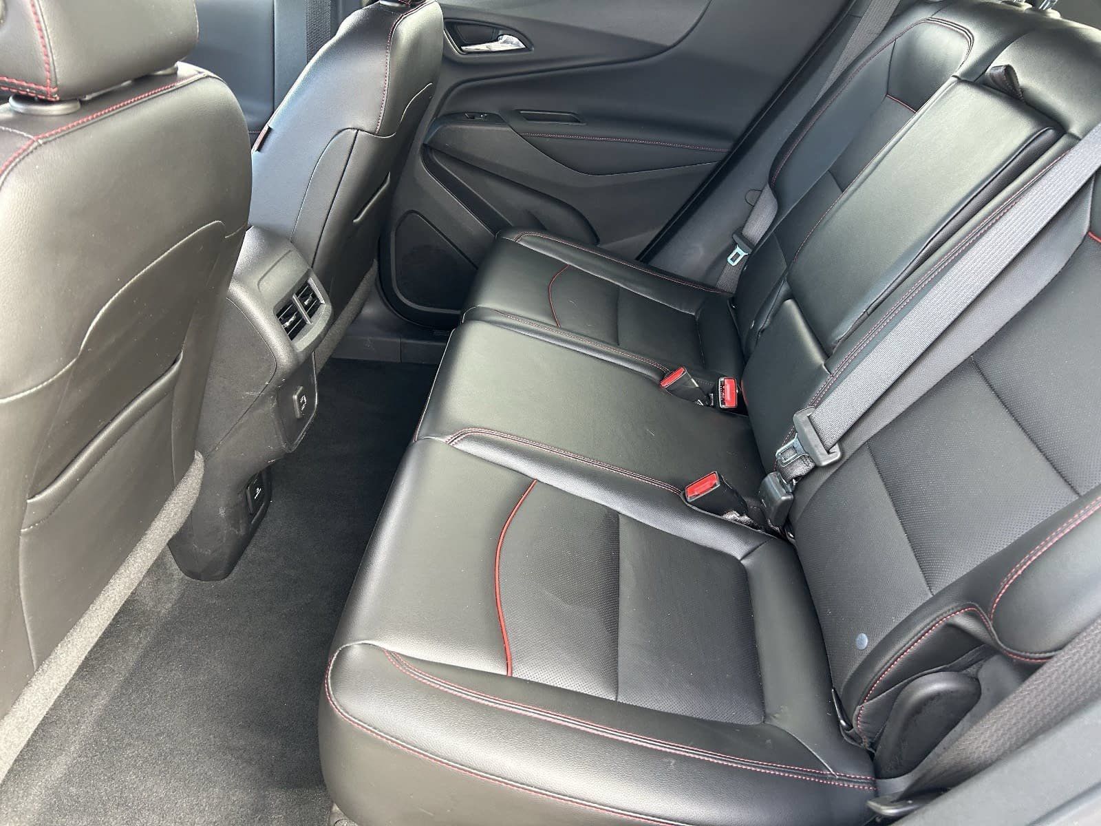 Used 2022 Chevrolet Equinox RS w/ RS Leather Package FWD image 20