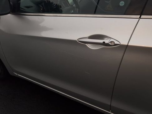Used 2016 Hyundai Elantra GT w/ Option Group 02 FWD image 12