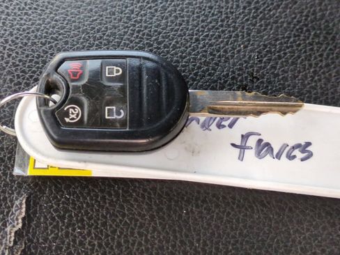 Used 2011 Ford F250 Lariat w/ Lariat Ultimate Pkg image 35