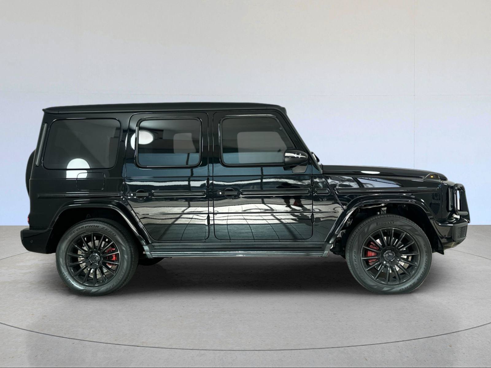 Used 2022 Mercedes-Benz G 550 w/ Exclusive Interior Package image 7