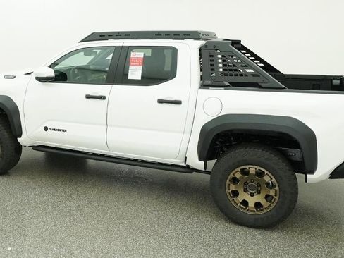 New 2026 Toyota Tacoma 4x4 Double Cab Hybrid image 4