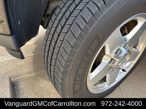 Used 2012 GMC Sierra 2500 Denali w/ Suspension Package, Off-Road image 11