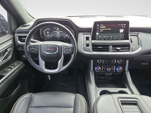 Used 2022 GMC Yukon XL SLT w/ SLT Premium Package AWD/4WD image 10