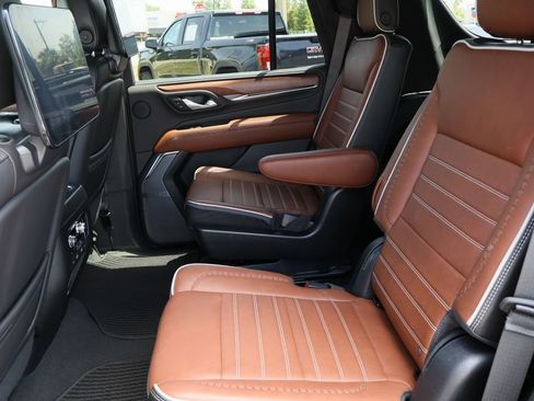 Certified 2023 GMC Yukon Denali Ultimate AWD/4WD image 29