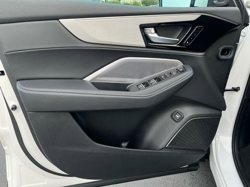 Used 2026 Acura MDX SH-AWD w/ Technology Package image 25