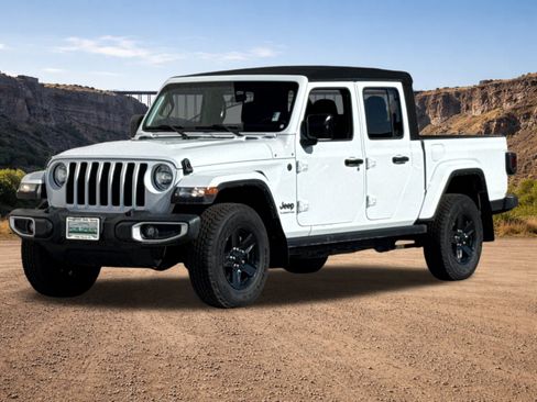Used 2022 Jeep Gladiator Sport image 7