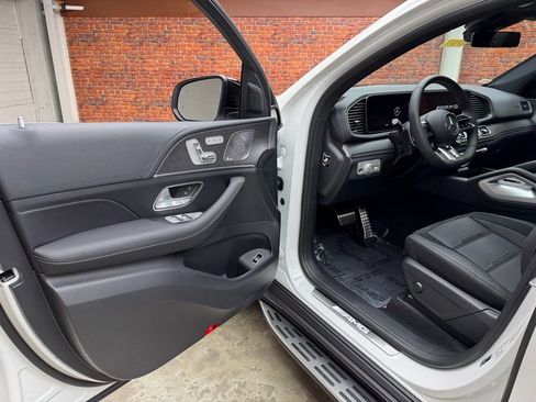 New 2026 Mercedes-Benz GLE 53 AMG 4MATIC Coupe image 9