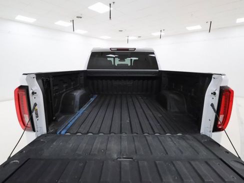 Used 2023 GMC Sierra 1500 SLT w/ SLT Premium Plus Package image 18