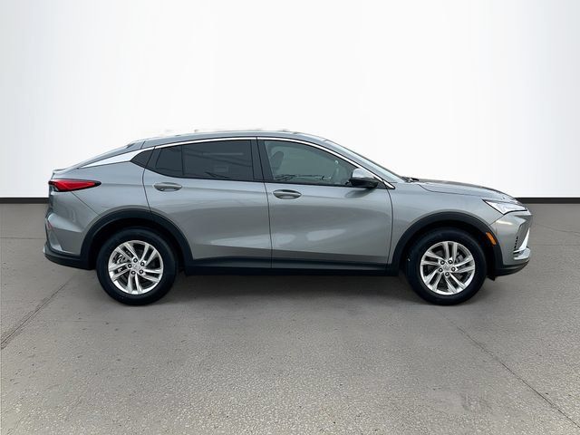 New 2026 Buick Envista Preferred w/ Convenience II Package FWD image 3