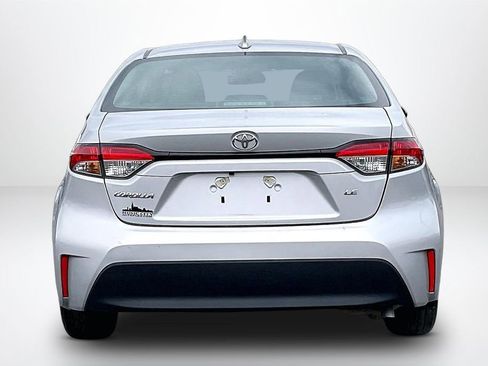Used 2024 Toyota Corolla LE image 7