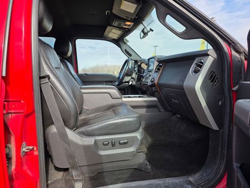 Used 2015 Ford F350 Lariat image 28