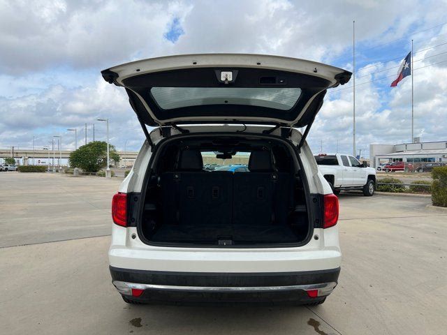 Used 2018 Honda Pilot Touring image 4