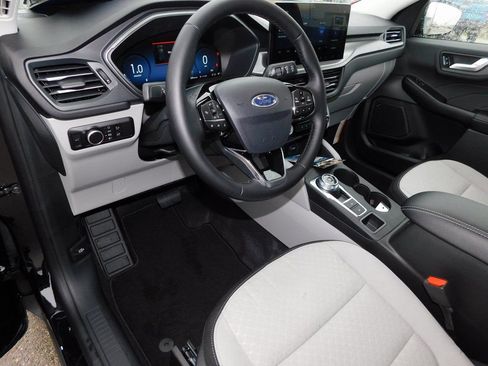 New 2026 Ford Escape Active w/ Active Premium Tech Pack AWD/4WD image 14