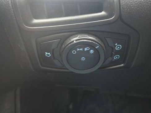 Used 2013 Ford Focus SE image 17