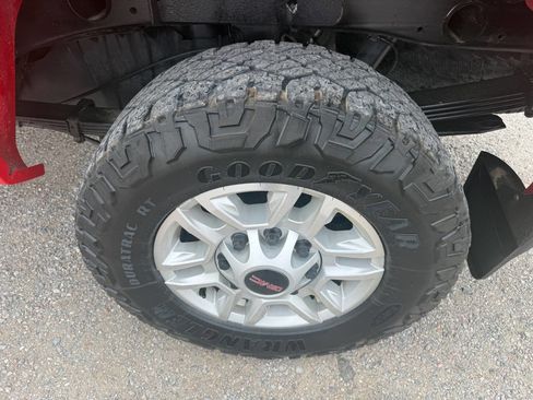 Used 2012 GMC Sierra 2500 W/T w/ Snow Plow Prep Package image 10