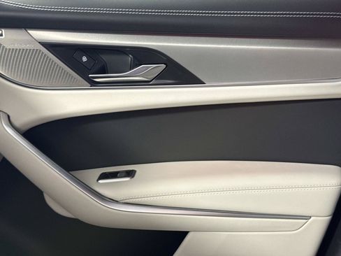Certified 2026 Jaguar F-PACE R-Dynamic S AWD/4WD image 20