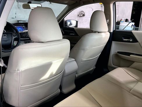 Used 2014 Honda Accord LX image 30