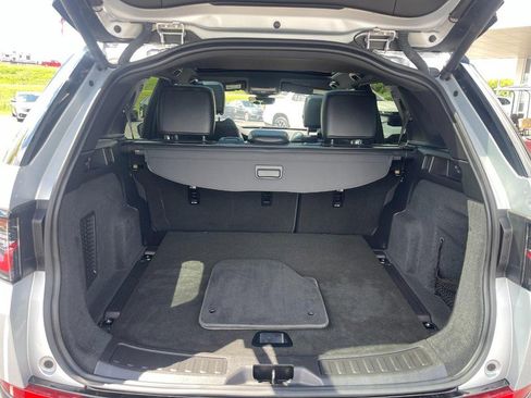 Used 2024 Land Rover Discovery Sport Dynamic SE AWD/4WD image 17
