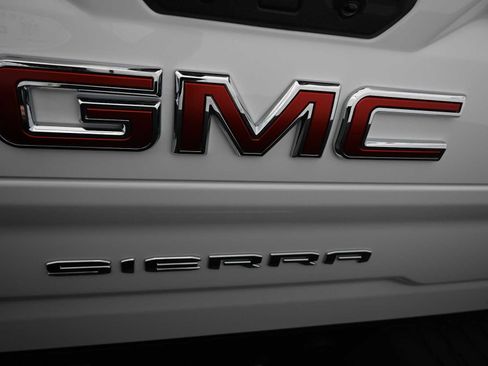 New 2026 GMC Sierra 2500 SLT w/ SLT Premium Package image 24