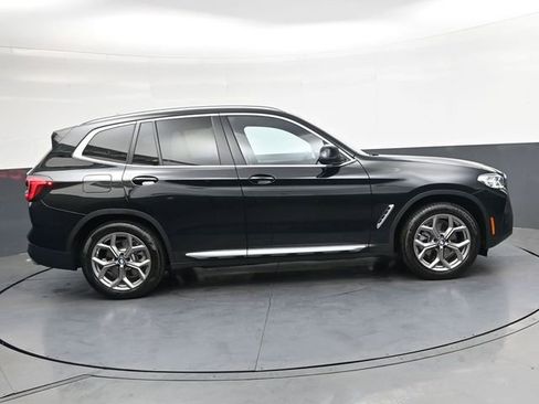 Used 2023 BMW X3 xDrive30i w/ Premium Package w/ZPA AWD/4WD image 3