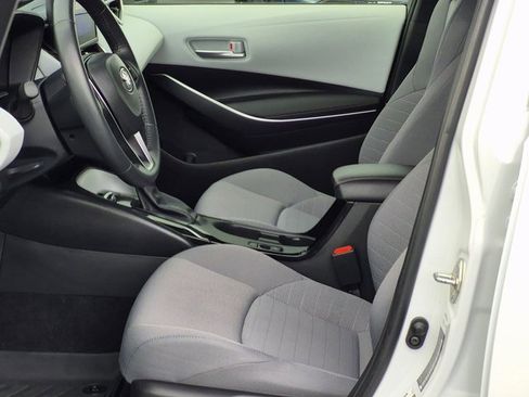 Used 2024 Toyota Corolla SE image 15