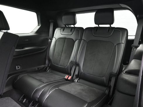 Used 2023 Jeep Grand Cherokee L Laredo AWD/4WD image 29