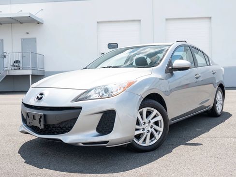 Used 2012 MAZDA MAZDA3 i Touring FWD image 1