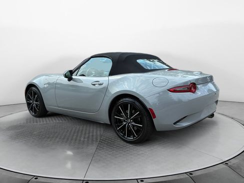 Used 2025 MAZDA MX-5 Miata Grand Touring w/ Weather Package RWD image 5