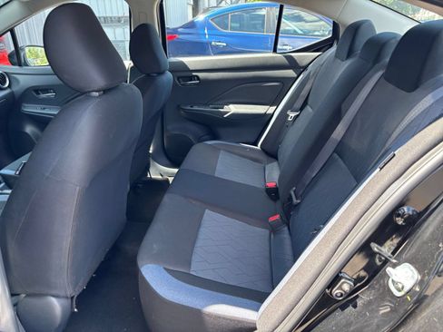 Used 2025 Nissan Versa SV FWD image 23