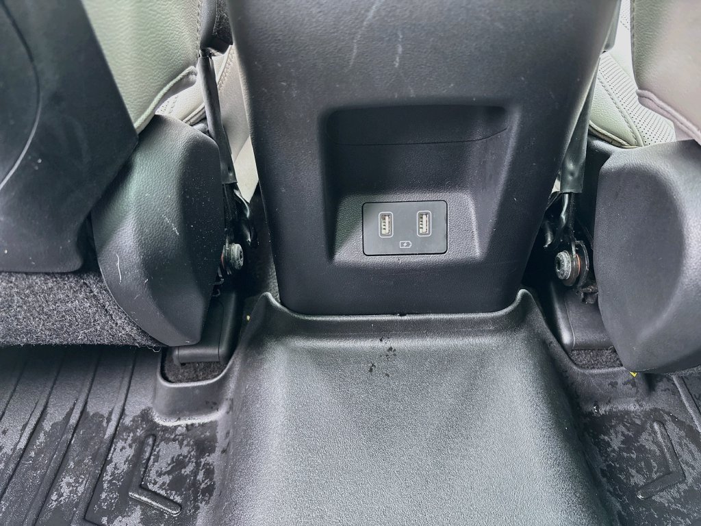 Used 2022 Hyundai Tucson Limited AWD/4WD image 27