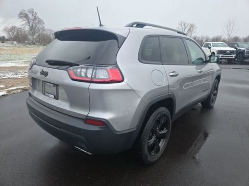 Used 2019 Jeep Cherokee Altitude image 8