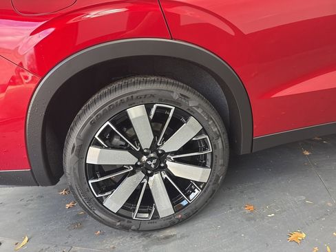 New 2025 Mitsubishi Outlander SE image 10