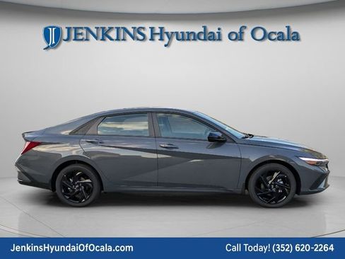 New 2026 Hyundai Elantra Sport image 3