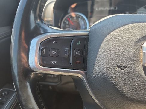 Used 2020 RAM 1500 Laramie AWD/4WD image 14