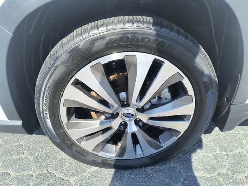 Used 2020 Subaru Ascent Limited w/ Technology Package AWD/4WD image 9
