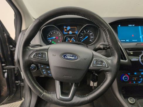 Used 2018 Ford Focus SEL w/ Cold Weather Package FWD image 35