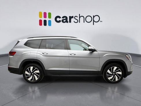 Used 2024 Volkswagen Atlas SE image 6