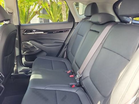 Used 2023 Kia Seltos EX AWD/4WD image 12